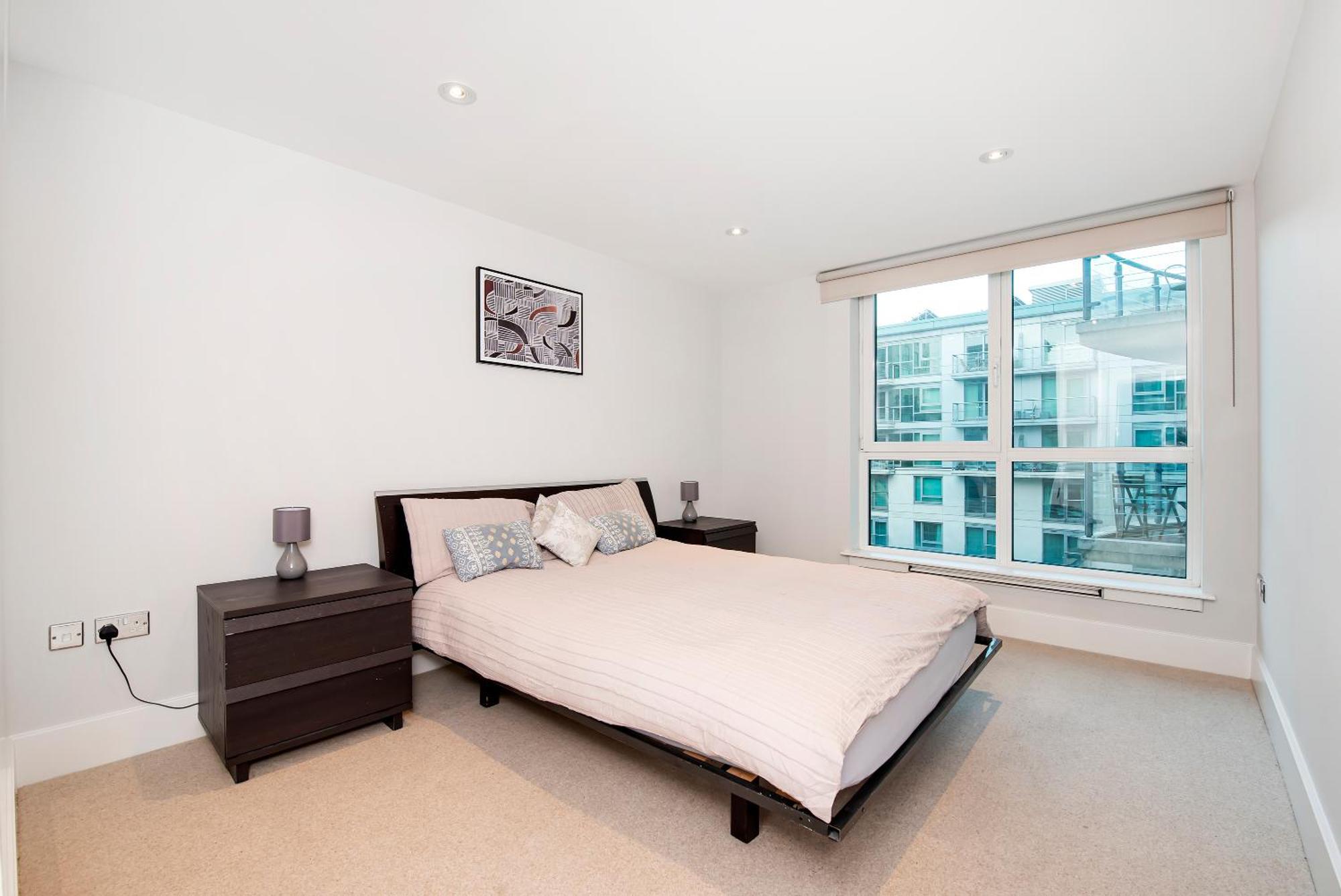 Apartament Modern 2 Bedroom 2 Bath With River View