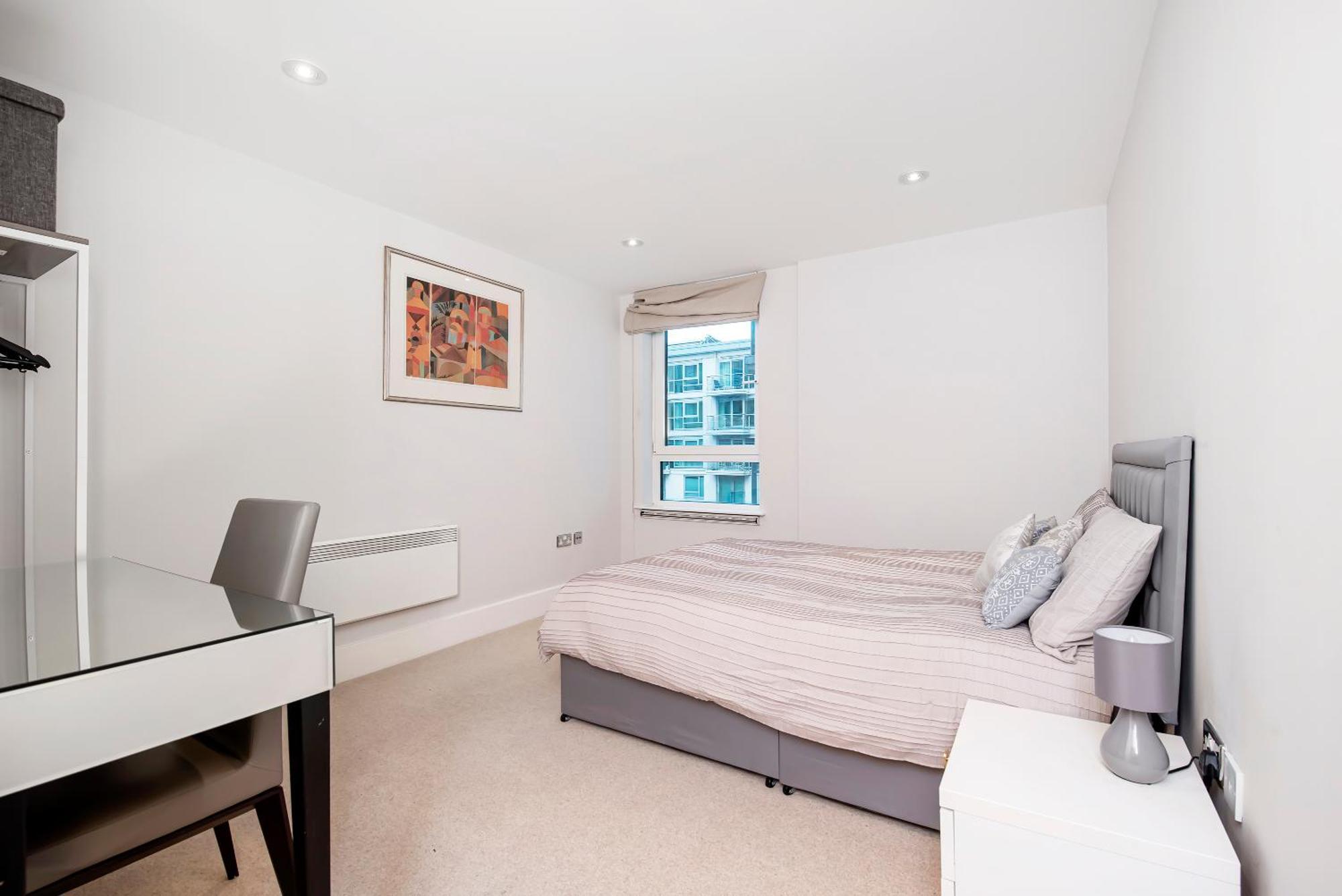 Modern 2 Bedroom 2 Bath With River View * Londra