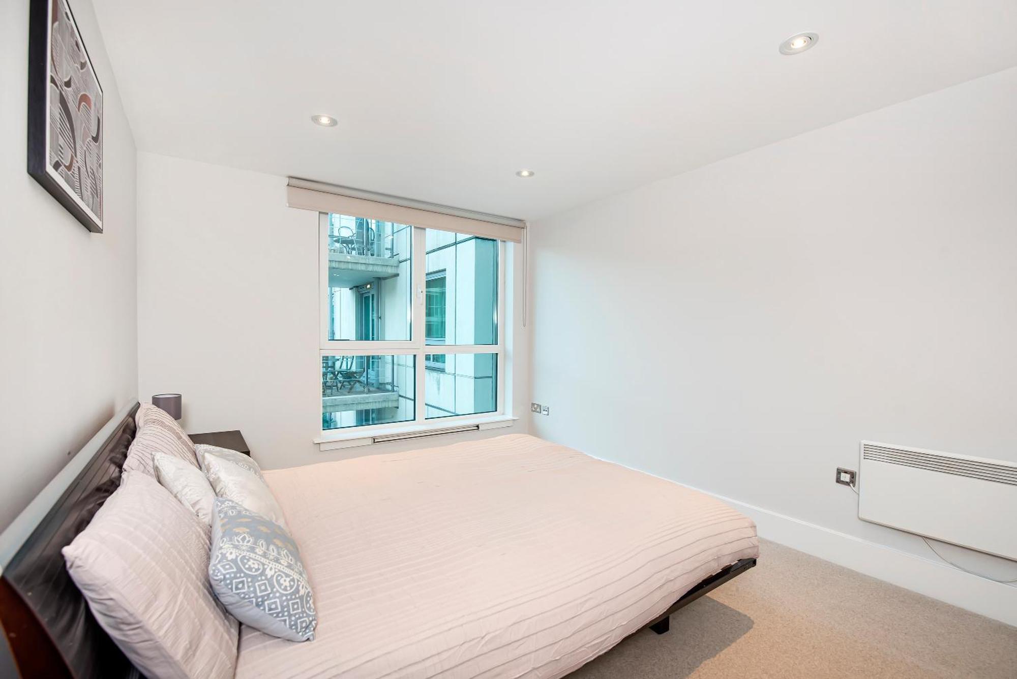 Apartament Modern 2 Bedroom 2 Bath With River View *